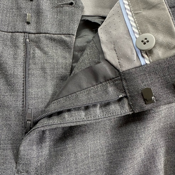 Banana Republic wool dress pants, women’s size 6 - Picture 5 of 6